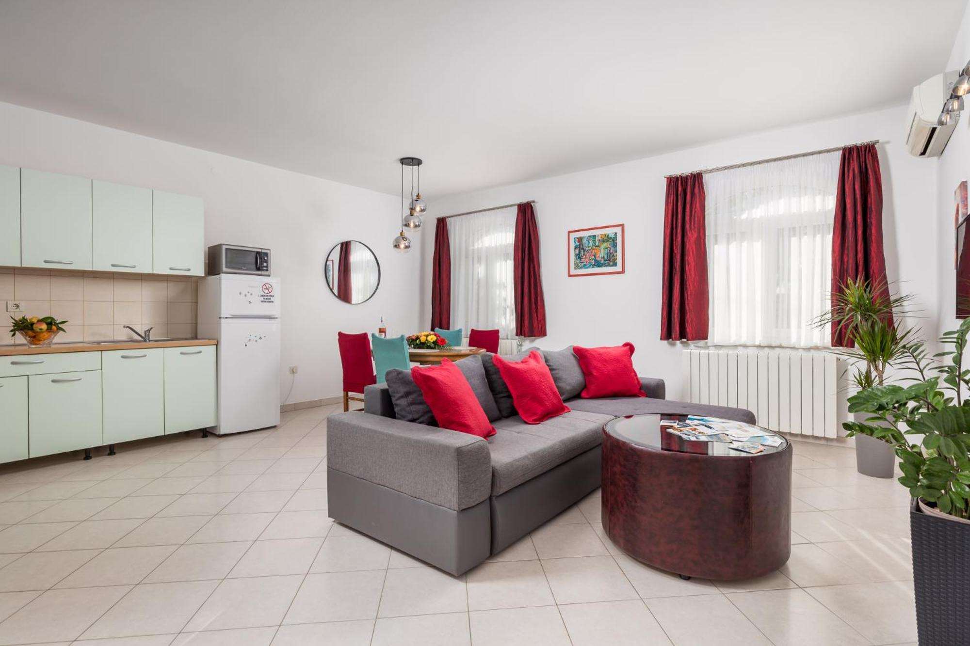 Apartments Kovacic Kraljevica Esterno foto