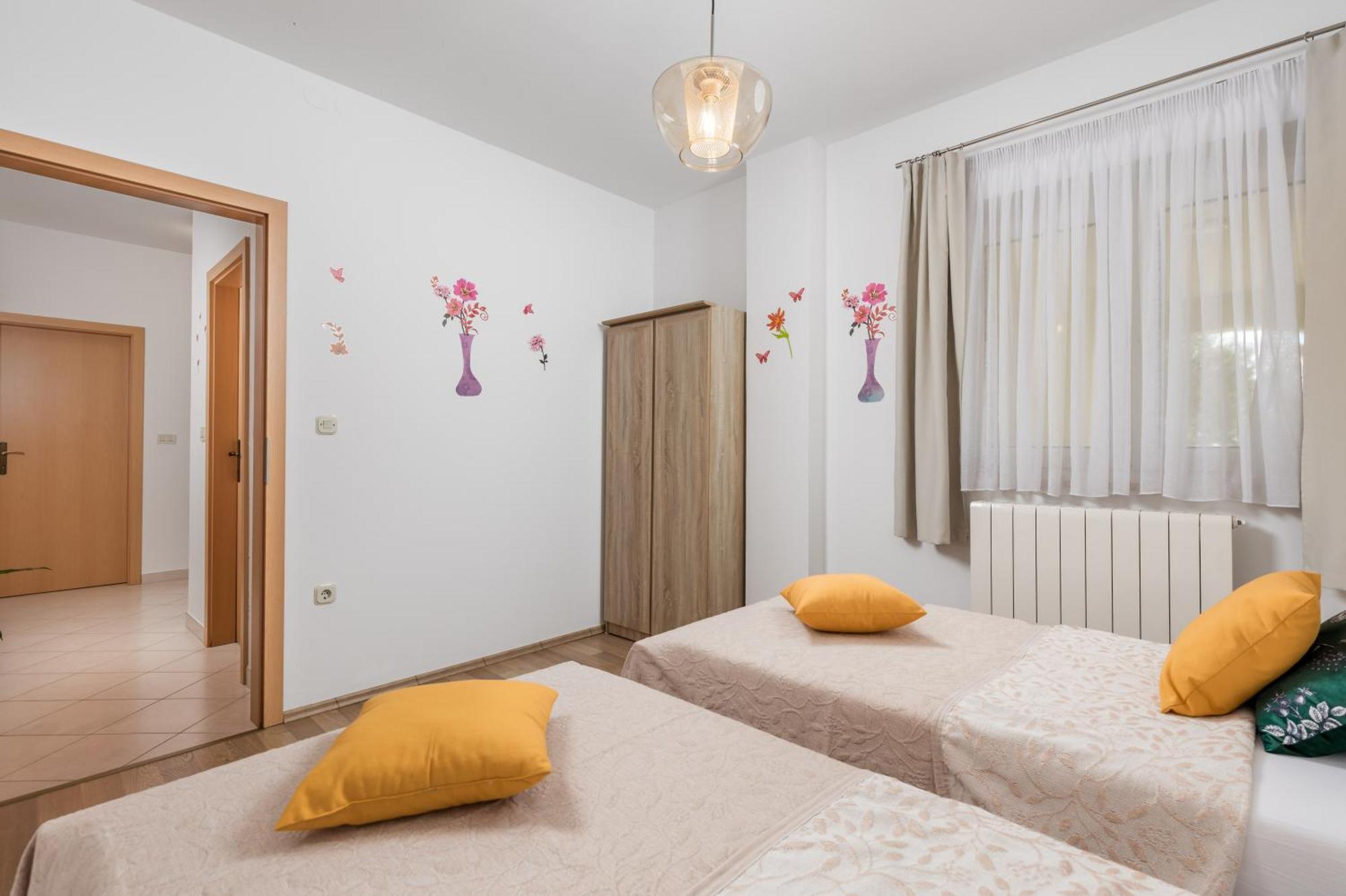 Apartments Kovacic Kraljevica Esterno foto