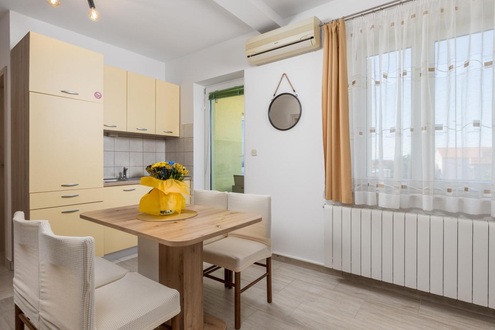 Apartments Kovacic Kraljevica Esterno foto